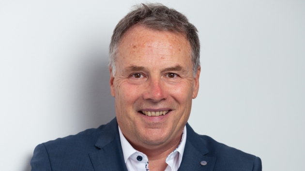 Warum haptische Werbung im digitalen Zeitalter an Relevanz gewinnt - Prof. Dr. Michael Kleinjohann, Professor für Marketing & Communications an der ISM International School of Management GmbH - Quelle: Privat